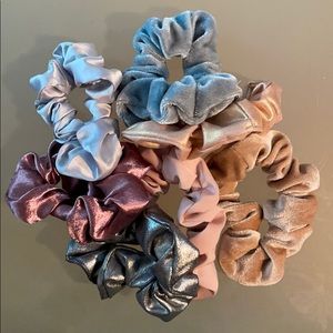 Assorted scrunchies